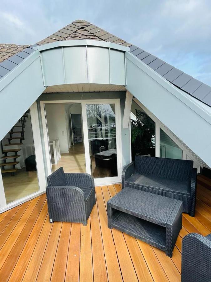Luxury Rooftop Loft With River View 10Min To City Apartment Dusseldorf Bagian luar foto