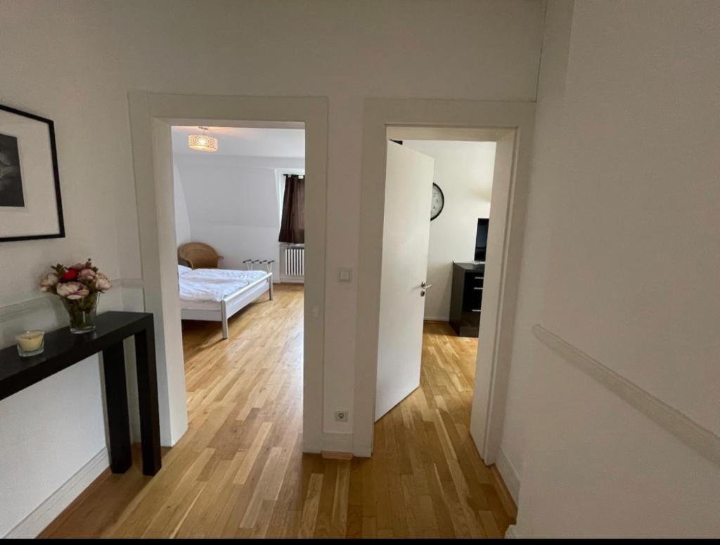 Luxury Rooftop Loft With River View 10Min To City Apartment Dusseldorf Bagian luar foto